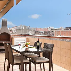 Letsgo Sagrada Familia Penthouse , Barcelona Spain