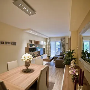 Tendency Sagrada Familia Deluxe Apartamento Barcelona